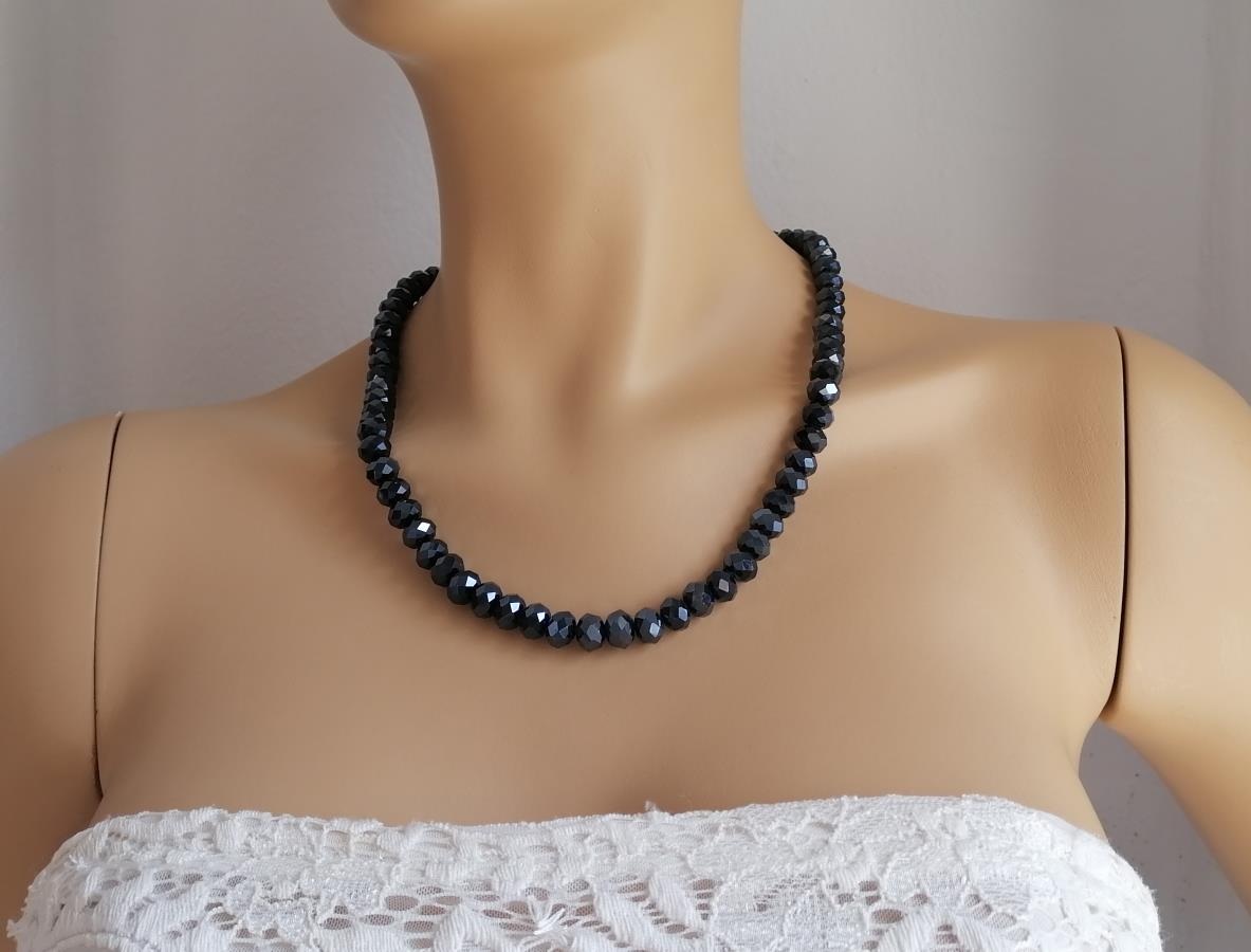 grafit-black-faceted-beads-necklace-black-8mm-beads-necklace-black-sparkly-beads-necklace-with-magnetic-clasp-birthday-gift-gift-for-women-gift-for-wife-gift-for-woman-0
