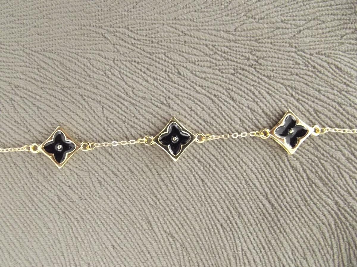 black-clover-charm-bracelet-black-trefoil-charm-bracelet-black-quatrefoil-bracelet-birthday-gift-ideas-women-gifts-gift-for-her-gift-for-woman-friendship-bracelet-black-clover-charm-jewelry-0