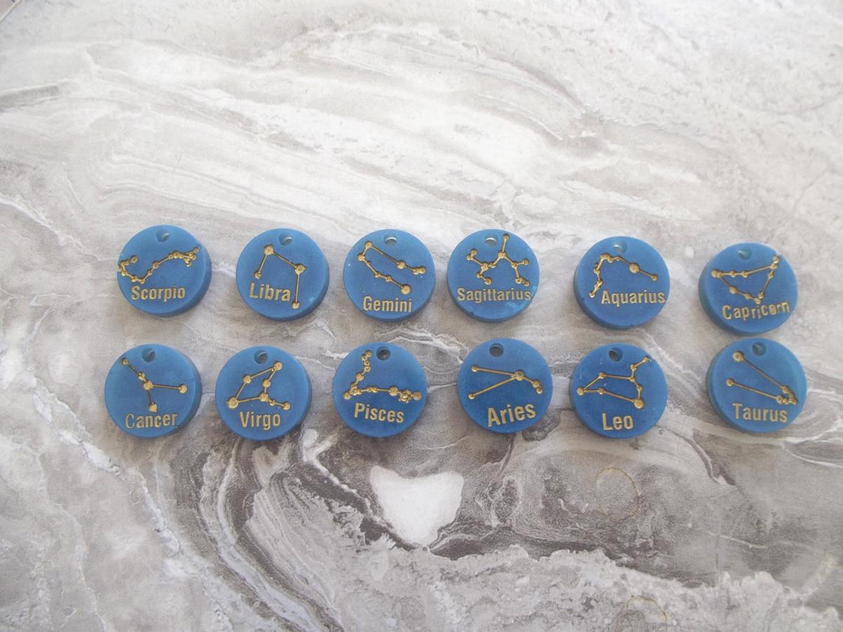 epoxy-zodiac-necklace-buy-blue-gold-personalized-initial-necklace-horoscope-necklace-zodiac-sign-necklace-gift-for-little-girl-necklace-for-girlfriend-custom-letter-necklace-0