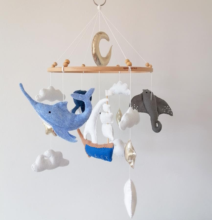 ship-stingray-octopus-marlin-baby-mobile-felt-ocean-nursery-crib-mobile-buy-neutral-nursery-mobile-under-the-sea-cot-mobile-sea-theme-mobile-mobile-bebe-ceiling-mobile-gold-stars-moon-hanging-mobile-present-for-infant-newborn-baby-shower-gift-boy-nursery-decor-ozean-kinderbett-halter-handy-fur-kindergarten-0