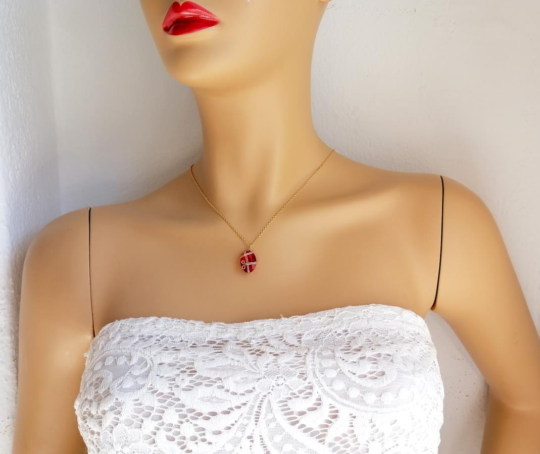 wire-wrapped-crystal-red-gold-necklace-buy-wire-wrapped-stone-necklace-gift-for-her-red-faux-crystal-necklace-for-women-0