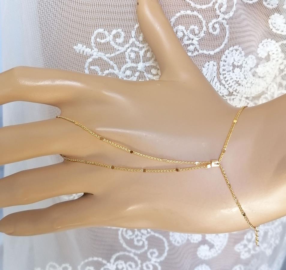 chique-beaded-ring-bracelet-hand-chain-gold-finger-bracelet-slave-bracelet-harness-bracelet-ring-chain-attached-bracelet-sklaven-armband-gift-for-her-gift-for-wife-gift-for-girlfriend-birthday-gift-ideas-fingering-armband-bracelet-de-doigt-pulsera-de-dedo-0