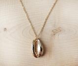 gold-cowrie-shell-drop-dangle-necklace-gold-sea-shell-charm-necklace-summer-beach-style-necklace-sea-ocean-beach-necklace-minimalist-dainty-sea-shell-necklace-birthday-gift-jewelry-women-gift-for-her-elegant-necklace-gift-for-girlfriend-necklace-for-girl-gift-ideas-for-gf-bff-gift-2