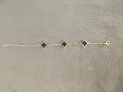 black-clover-charm-bracelet-black-trefoil-charm-bracelet-black-quatrefoil-bracelet-birthday-gift-ideas-women-gifts-gift-for-her-gift-for-woman-friendship-bracelet-black-clover-charm-jewelry-2