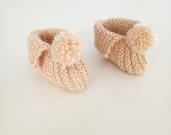 pom-pom-unisex-baby-knitted-booties-beige-booties-for-newborn-beige-booties-hand-knit-boy-booties-unisex-booties-baby-shower-gift-shoes-booties-0-3-month-handmade-newborn-shoes-2