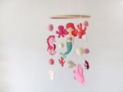 mermaid-baby-mobile-sir-ne-mobile-b-b-pink-ocean-crib-mobile-sea-cot-mobile-mobile-b-b-sir-ne-meerjungfrau-baby-handy-m-vil-beb-sirena-baby-shower-gift-mobile-for-infant-felt-nautical-world-mobile-girl-baby-mobile-mermaid-mobile-nursery-decor-baby-girl-room-mer-oc-an-mobile-b-b-3