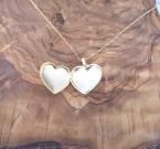 heart-locket-necklace-gold-smooth-big-heart-openable-photo-locket-for-women-heart-pendant-necklace-with-chai-gift-for-girlfriend-gift-for-her-heart-photo-holder-necklace-gold-jewelry-for-woman-heart-photo-holder-necklace-medaillon-herz-anh-nger-zum-offnen-halskette-3